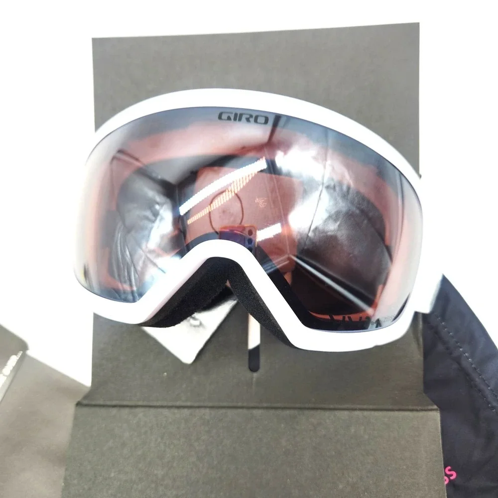 Giro Ringo Ski Snowboard Goggles VIVID Zeiss Lens OTG Anti-Fog‎ White Wordmark